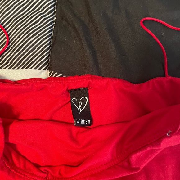 Windsor Crop Top - Picture 2 of 2